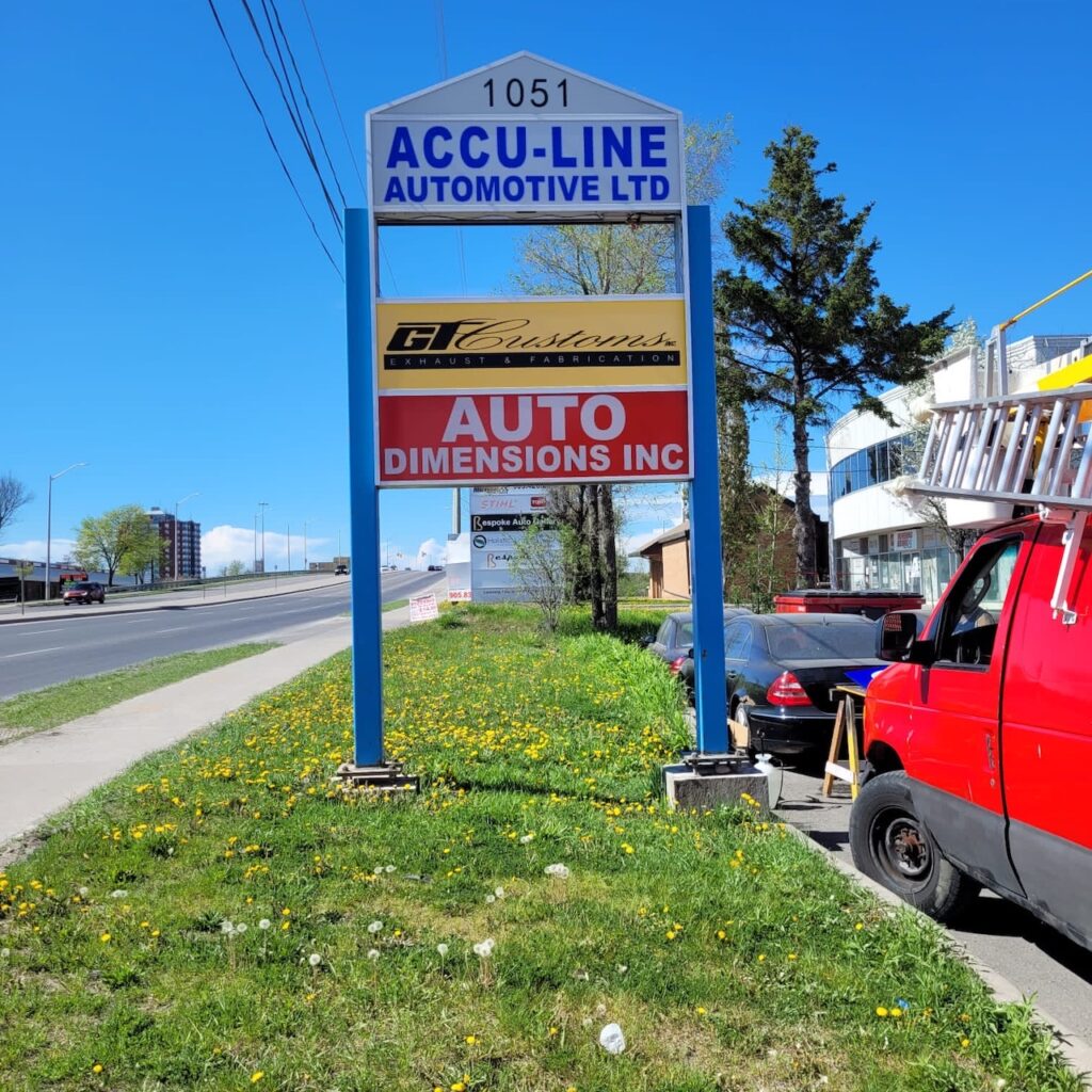 Original pylon sign for Sunlight Truck Repair (formerly Total Truck Care, Ltd.), removed by 6ix Signs for replacement.